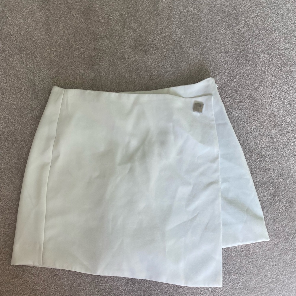 Zara skort
